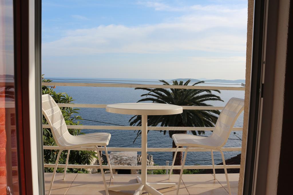 Holiday Home Milan Borje Orebic Phòng bức ảnh